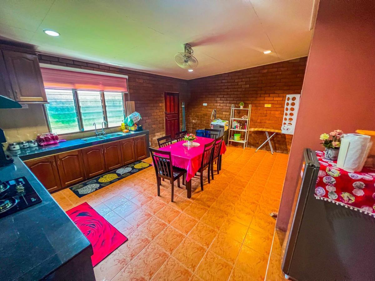 Nail Guest House Kuala Besut Kampong Nail Kültér fotó